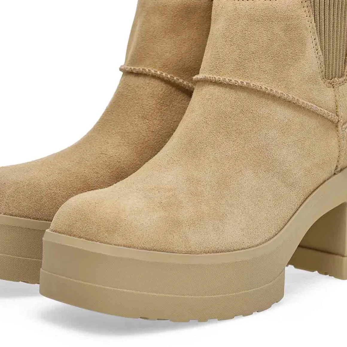 Moxy Chelsea Women