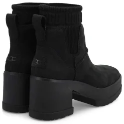 Moxy Chelsea Women