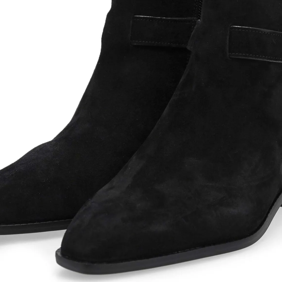 Norella Women